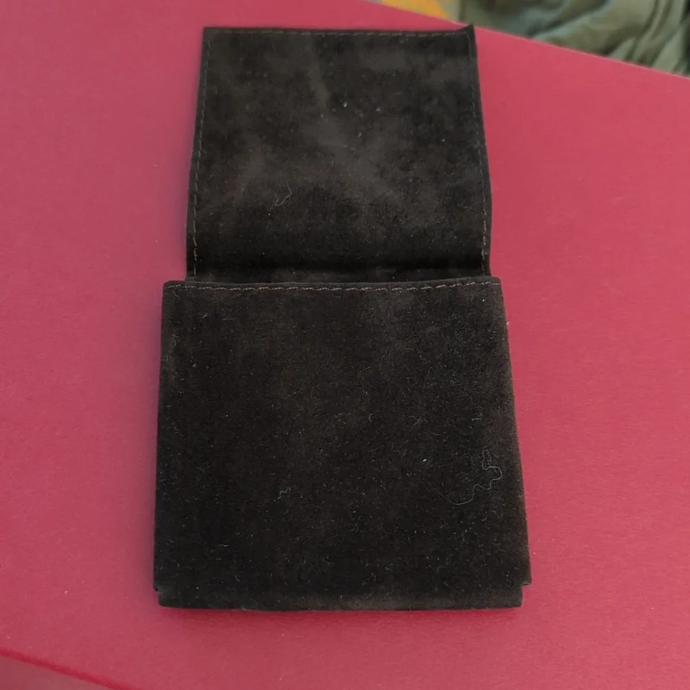 Hermes brown velvet jewelry case 3"x4" - Picture 2 of 2